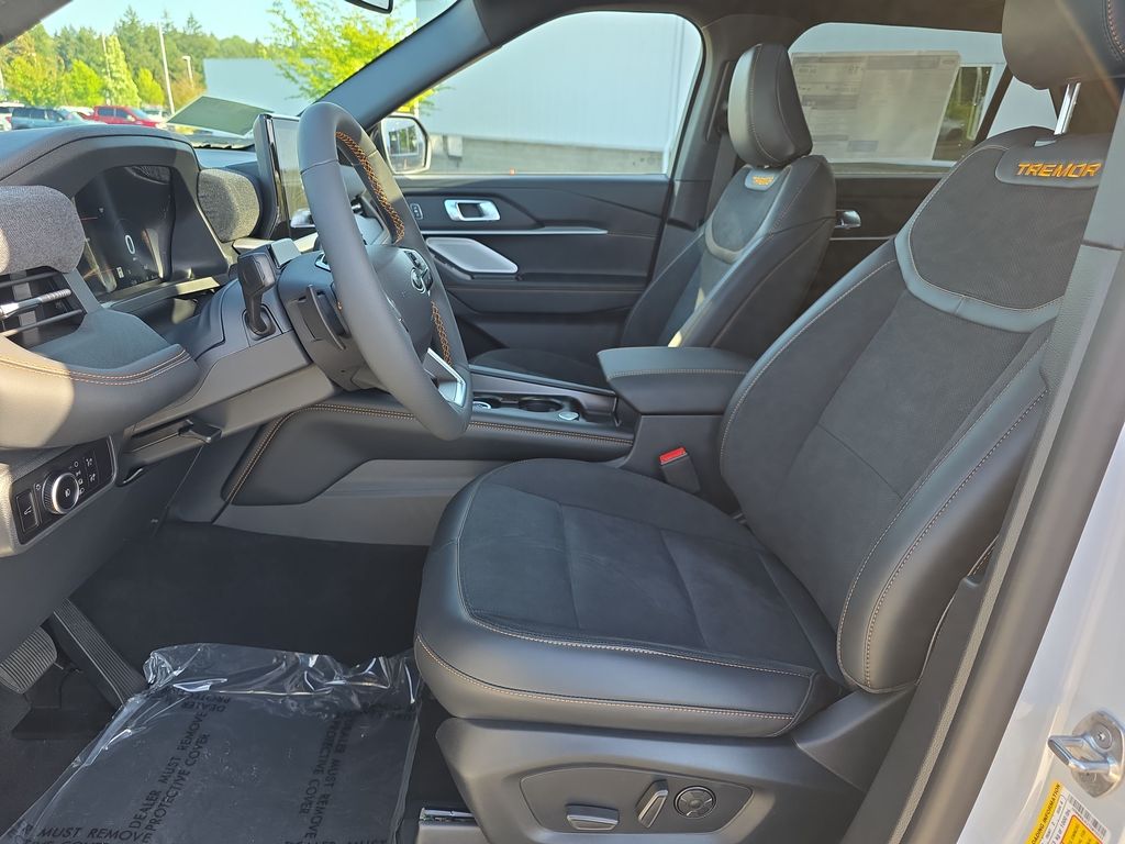 New 2026 Ford Explorer - photo 11