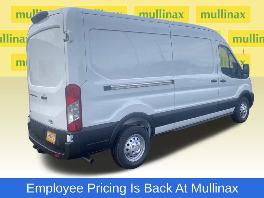 New 2026 Ford Transit 250 - photo 2
