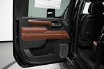 New 2025 GMC Sierra 2500 Denali Ultimate Crew Cab 4WD Pickup for sale #111976 - photo 17