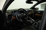 New 2025 GMC Canyon AT4 Crew Cab 4WD Pickup for sale #112025 - photo 20