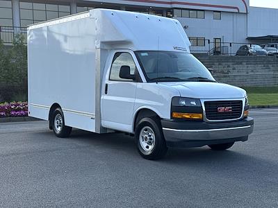 2025 GMC Savana 3500 SRW RWD Utilimaster Box Van for sale #CS02868 - photo 1