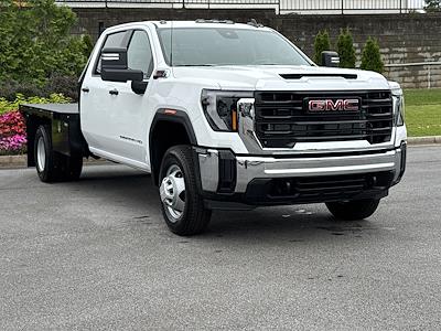 New 2025 GMC Sierra 3500 Pro Crew Cab 4WD Flatbed Truck for sale #CS05161 - photo 1