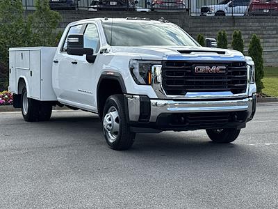 New 2025 GMC Sierra 3500 Pro Crew Cab 4WD 60 CA Cab Chassis for sale #CS12895 - photo 2