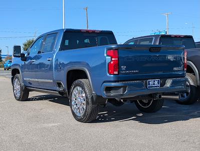 New 2025 Chevrolet Silverado 2500 High Country Crew Cab 4WD Pickup for sale #228009 - photo 2