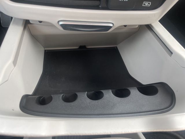 Used 2022 Chrysler Pacifica - photo 33
