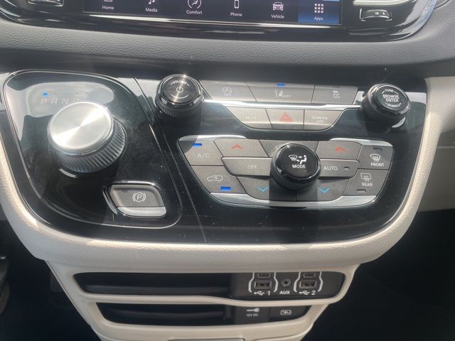 Used 2022 Chrysler Pacifica - photo 35