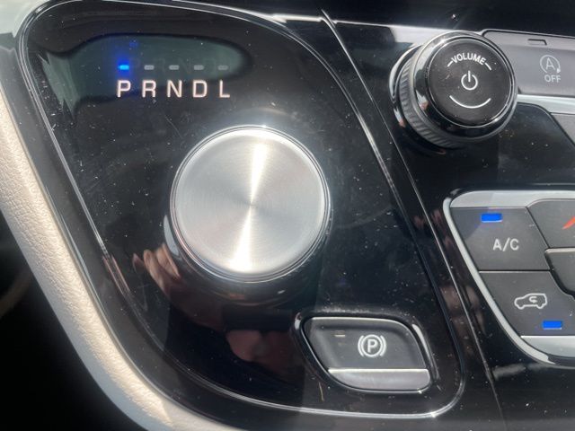 Used 2022 Chrysler Pacifica - photo 36