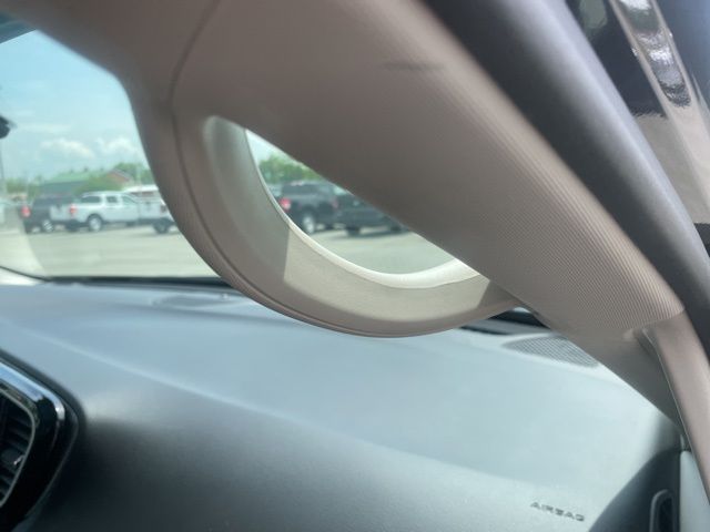 Used 2022 Chrysler Pacifica - photo 40