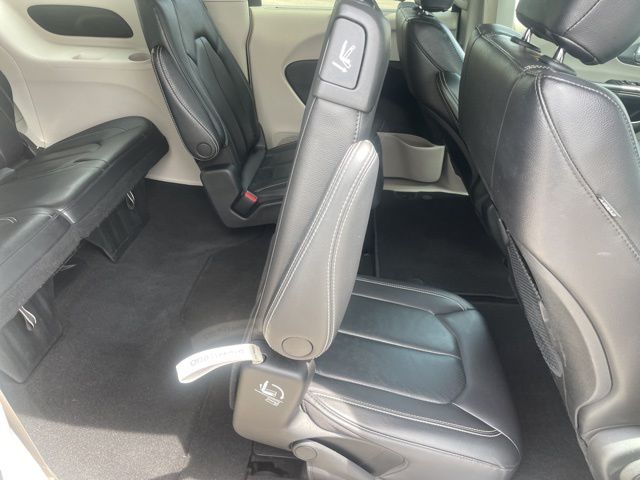Used 2022 Chrysler Pacifica - photo 46