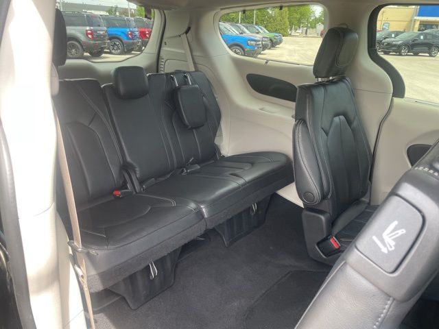 Used 2022 Chrysler Pacifica - photo 47