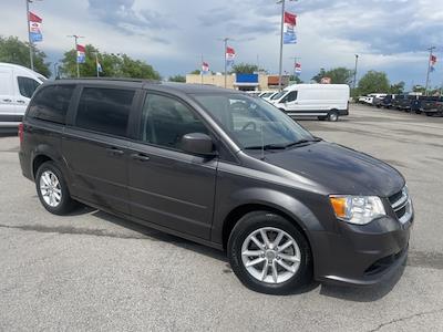 Used 2016 Dodge Grand Caravan SXT Minivan for sale #R383953W - photo 1