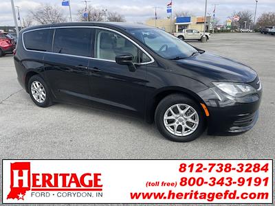 2017 Chrysler Pacifica FWD Minivan for sale #R517218T - photo 1