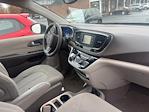 2017 Chrysler Pacifica FWD Minivan for sale #R517218T - photo 3
