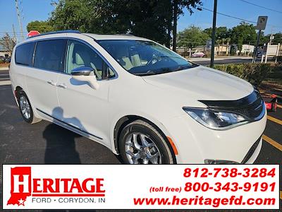 2017 Chrysler Pacifica FWD Minivan for sale #R603368P - photo 1