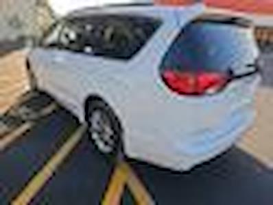 2017 Chrysler Pacifica FWD Minivan for sale #R603368P - photo 2