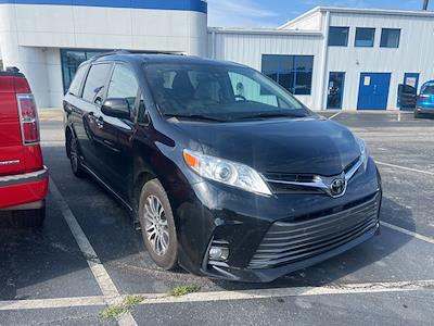 2019 Toyota Sienna 4x2 Minivan for sale #S017505T - photo 1