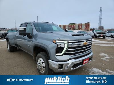 Used 2024 Chevrolet Silverado 3500 - photo 1