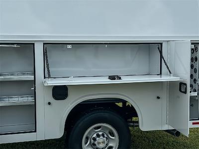New 2025 Chevrolet Express 3500 - photo 1