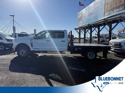 New 2026 Ford F-350 Crew Cab Flatbed Truck for sale #TEC40527 - photo 1