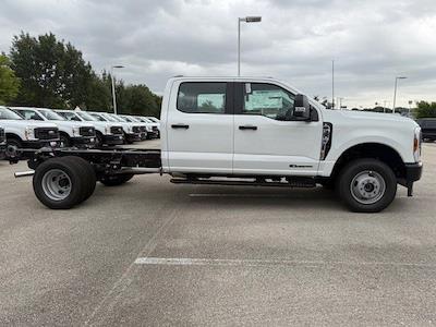 New 2026 Ford F-350 XL Crew Cab 4WD Cab Chassis for sale #TEC74549 - photo 2