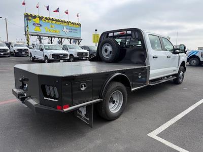 2026 Ford F-350 Crew Cab DRW 4WD Flatbed Truck for sale #TEC74772 - photo 2