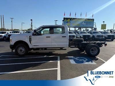 New 2026 Ford F-350 XL Crew Cab 4WD Cab Chassis for sale #TEC75073 - photo 1