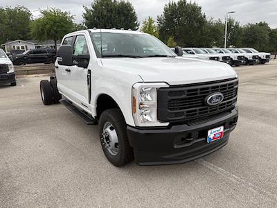 New 2026 Ford F-350 XL Crew Cab 4WD Cab Chassis for sale #TEC75481 - photo 2