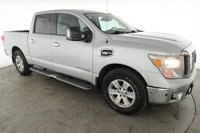 Used 2017 Nissan Titan - photo 1
