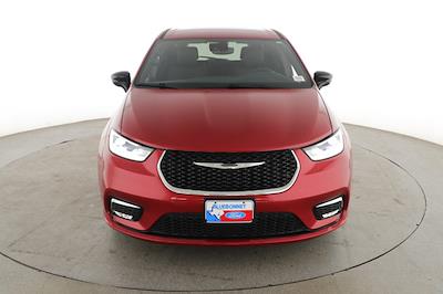 Used 2025 Chrysler Pacifica - photo 1