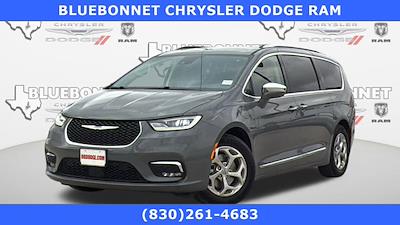 Used 2021 Chrysler Pacifica Hybrid Limited Minivan for sale #1MR510786 - photo 1