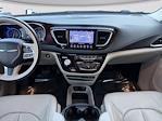 2017 Chrysler Pacifica FWD Minivan for sale #2HR722613 - photo 18