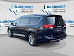 2017 Chrysler Pacifica FWD Minivan for sale #2HR722613 - photo 7