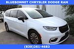 Used 2024 Chrysler Pacifica Select Minivan for sale #2RR178008 - photo 1