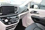 Used 2024 Chrysler Pacifica Select Minivan for sale #2RR178008 - photo 15
