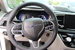 Used 2024 Chrysler Pacifica Select Minivan for sale #2RR178008 - photo 22