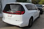 Used 2024 Chrysler Pacifica Select Minivan for sale #2RR178008 - photo 2