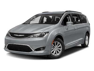 Used 2017 Chrysler Pacifica - photo 1