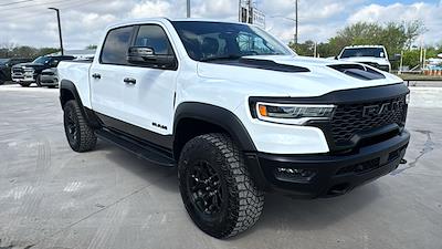 Used 2025 Ram 1500 - photo 1