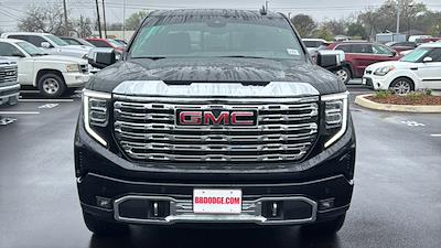 Used 2025 GMC Sierra 1500 - photo 1
