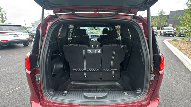 Used 2020 Chrysler Pacifica - photo 5