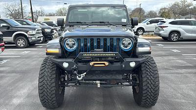 Used 2022 Jeep Gladiator - photo 1