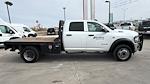 Used 2019 Ram 5500 Crew Cab Flatbed Truck for sale #KG521611 - photo 5