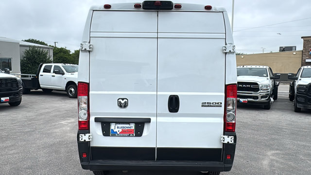 Used 2025 Ram ProMaster 2500 - photo 9