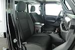 2020 Jeep Gladiator Crew Cab 4WD Pickup for sale #PL164785 - photo 11