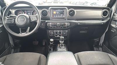 Used 2023 Jeep Gladiator - photo 1