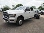 New 2025 Ram 3500 Tradesman Crew Cab 4x4 60 CA Cab Chassis for sale #TG580240 - photo 4