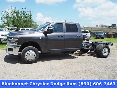 New 2025 Ram 3500 Tradesman Crew Cab 4x4 60 CA Cab Chassis for sale #TG580259 - photo 1