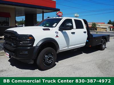 New 2025 Ram 5500 Tradesman Crew Cab 4WD 11' 4" CM Truck Beds Steel Flatbed Truck with Gooseneck Hitch for sale #TG582546 - photo 1