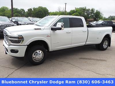2025 Ram 3500 Crew Cab DRW 4WD Pickup for sale #TG582693 - photo 1