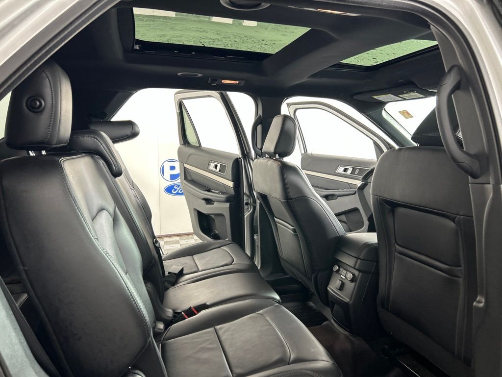 Used 2018 Ford Explorer - photo 27